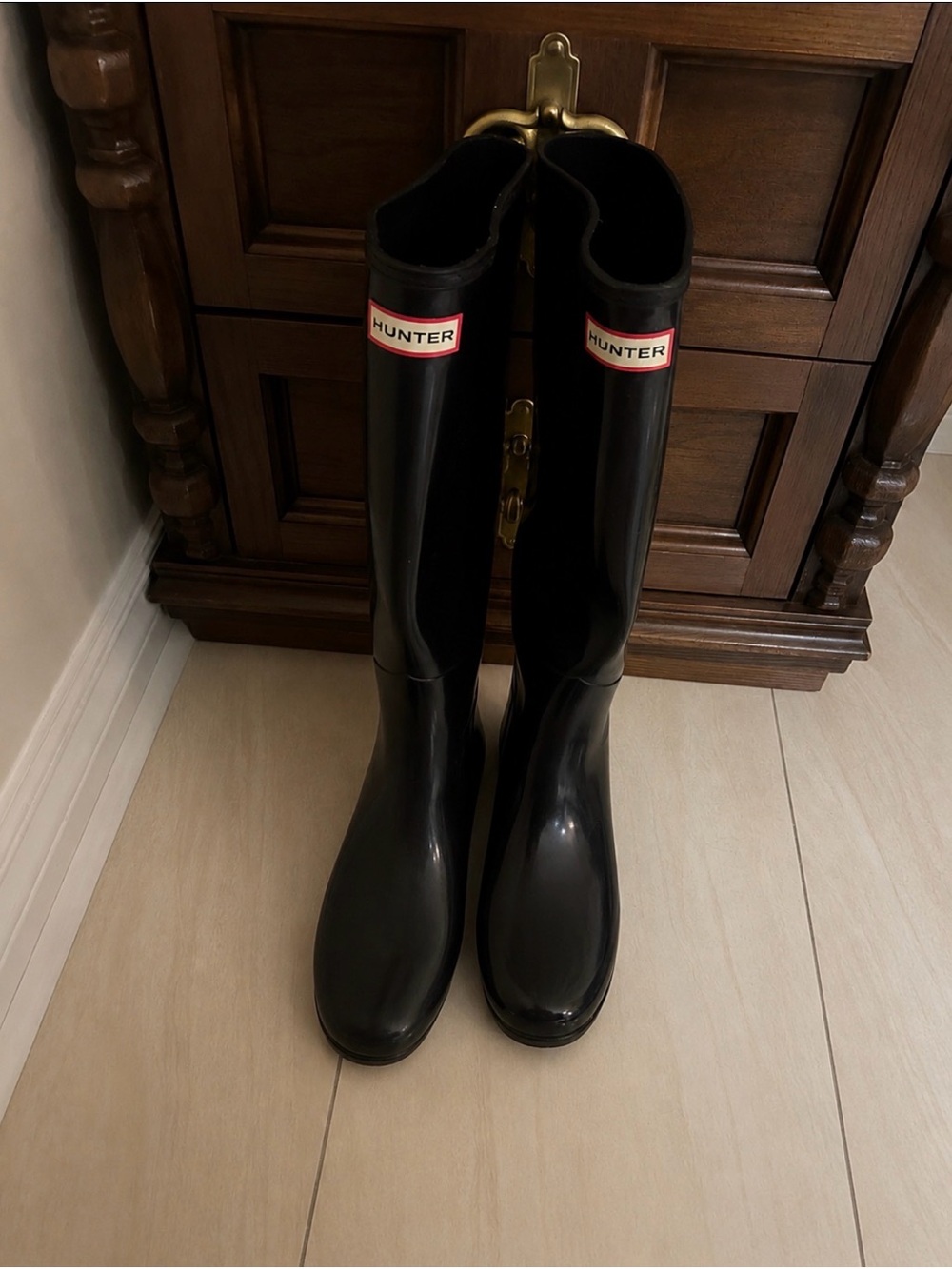 Hunter Gloss Black Tall Rain Boots with Red Trim Logo